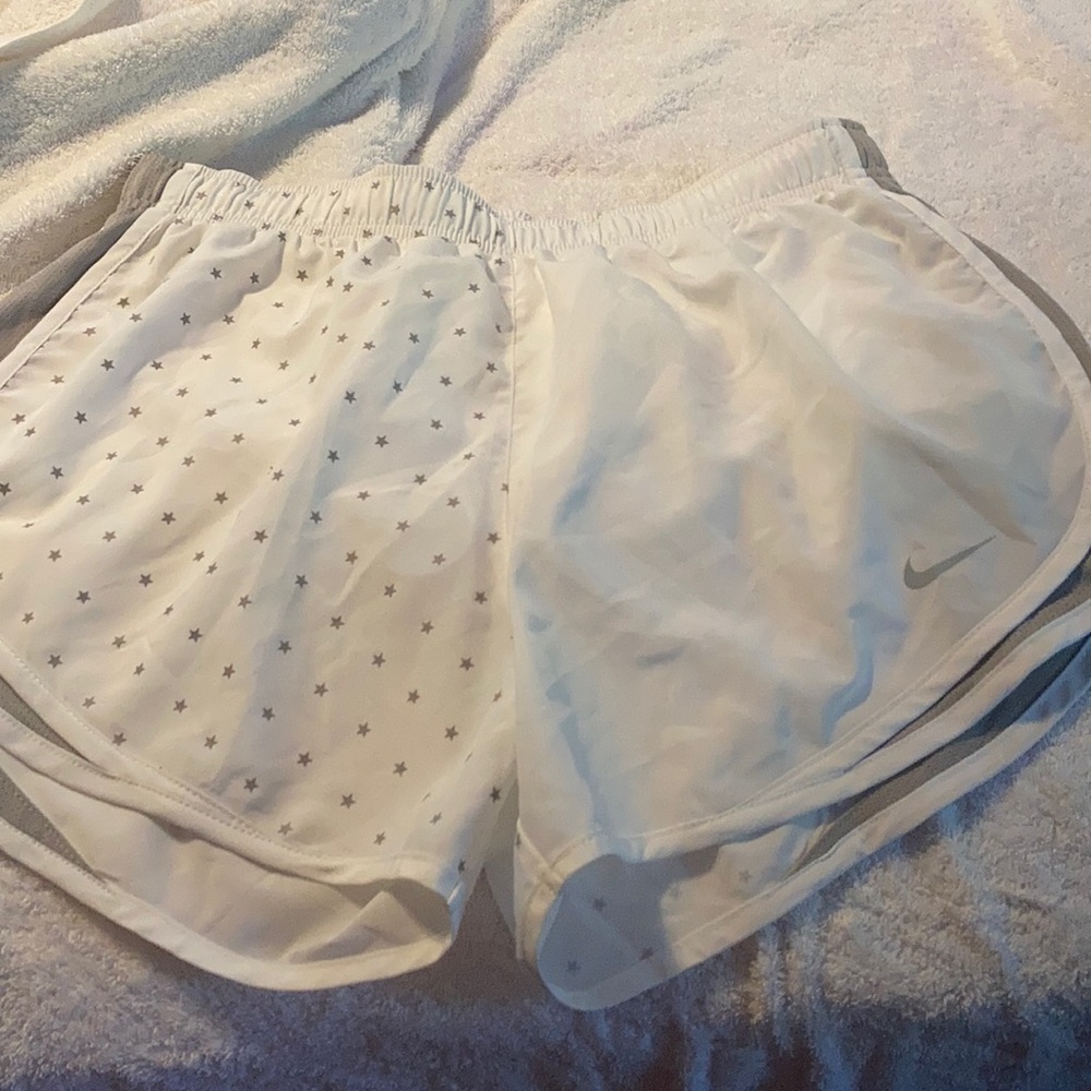 NWT Nike running shorts Med, white with Gray stars